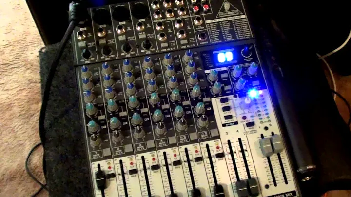 Behringer Xenynx 1204FX Mixer