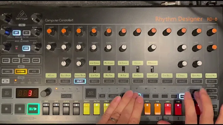 Behringer RD-8 MKII