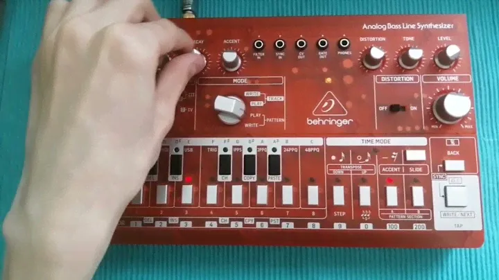 Behringer TD-3 jam is back!