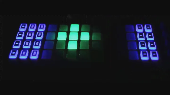 Jingle Bells on Behringer CMD LC-1 with Ableton