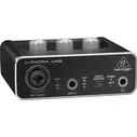 Компактный настольный звуковой интерфейс Behringer «U-Phoria UM2»