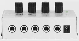 BEHRINGER HA400 компактный 4-канальный усилитель для наушников с раздельными регулировками уровня выходов