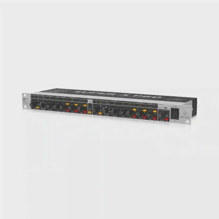 Кроссовер 2/3-полосный стерео, 4-полосный моно с лимитерами Behringer CX3400 V2
