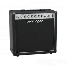 BEHRINGER HA-40R - гитарный комбо с двумя независимыми каналами, пружинным ревербератором