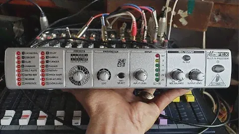 Test Echo Reverb Rời, Behringer FEX 800
