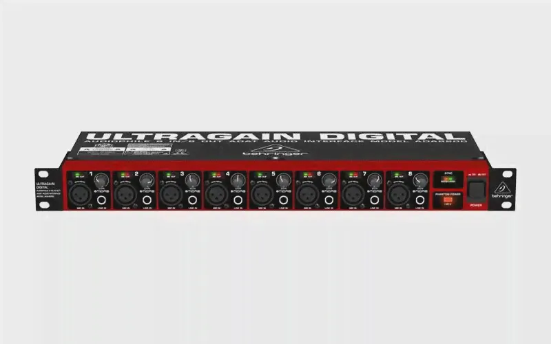 BEHRINGER ADA8200 8-канальный ADAT конвертер с микрофонными предусилителями MIDAS.-0