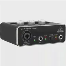 ЦАП Behringer U-PHORIA UM2 цена, купить в Москве, отзывы, характеристики, обзор