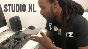 Behringer Studio XL Audio Interface [ Unboxing ]