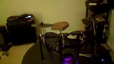 Practice with e kit Behringer B110D Chilli Pepper's