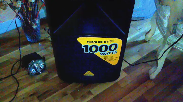 behringer b115d