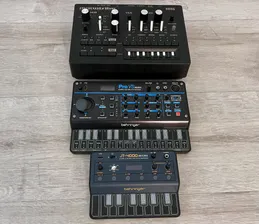 KORG MONOTRIBE BEHRINGER VS PRO MINI JT-4000 roland jp-8000 SEQUENTIAL PROPHET