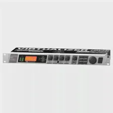 BEHRINGER FX2000 - процессор эффектов, 71 эффект (3D алгоритмы),2-полос.экв. на каждый эффект