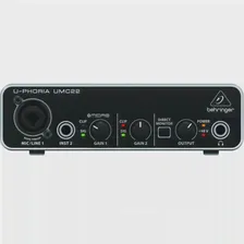 Внешний двухканальный USB аудиоинтерфейс Behringer UMC22