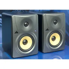 Behringer Behringer B 1030A TRUTH (1 шт.)