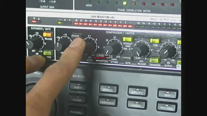 BEHRINGER COMPOSER PRO-XL MDX2600