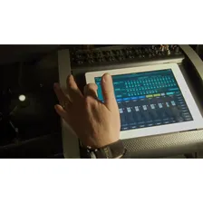 Behringer Behringer X18
