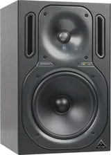 Behringer B2031A Truth активный 2-полосный студийный монитор
