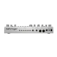 Драм-машина BEHRINGER RD-6-SR аналоговая