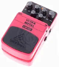 Behringer UM300 Педаль гитарная "Ultra Metal"