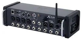 Микшерный пульт Behringer XR12